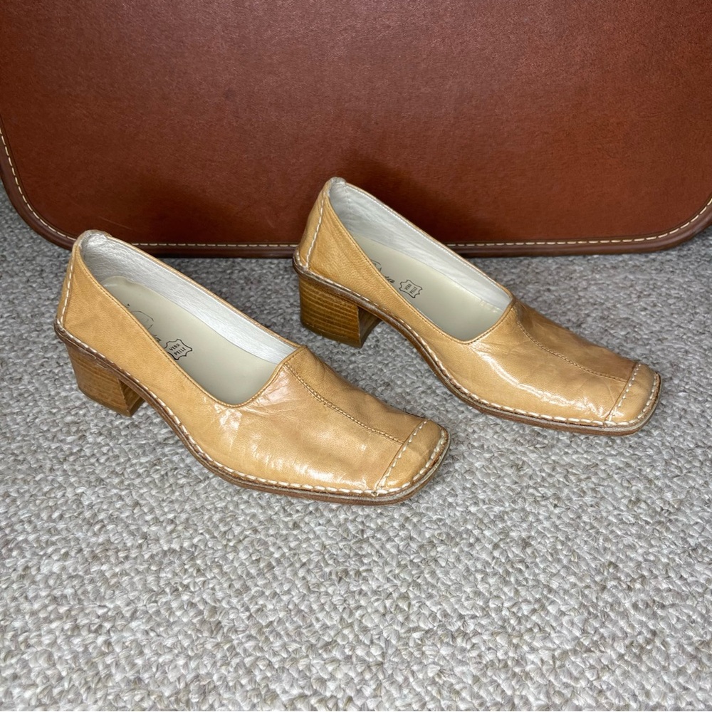 Bata Italian leather heels - Picture 9 of 12